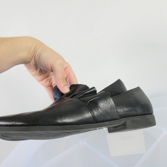 Bueno Ruffle Womens Slip On Loafer Flats Women US 6.5 37 Black Minimalist 380 - Picture 6 of 12